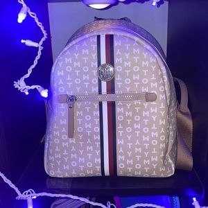 NWT Tommy Hilfiger tan bookbag